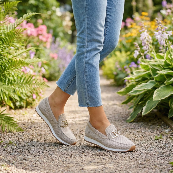 Weronika | Sneakersy damskie wsuwane z ozdobnym detalem